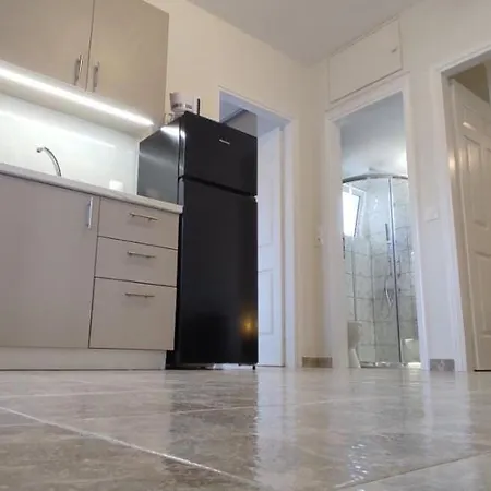 Harmony House 1 *